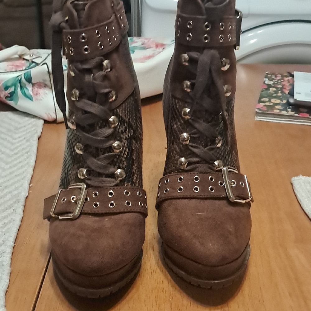 Shoe Dazzle Dark Brown Lace-Up Boots with Gold Studs